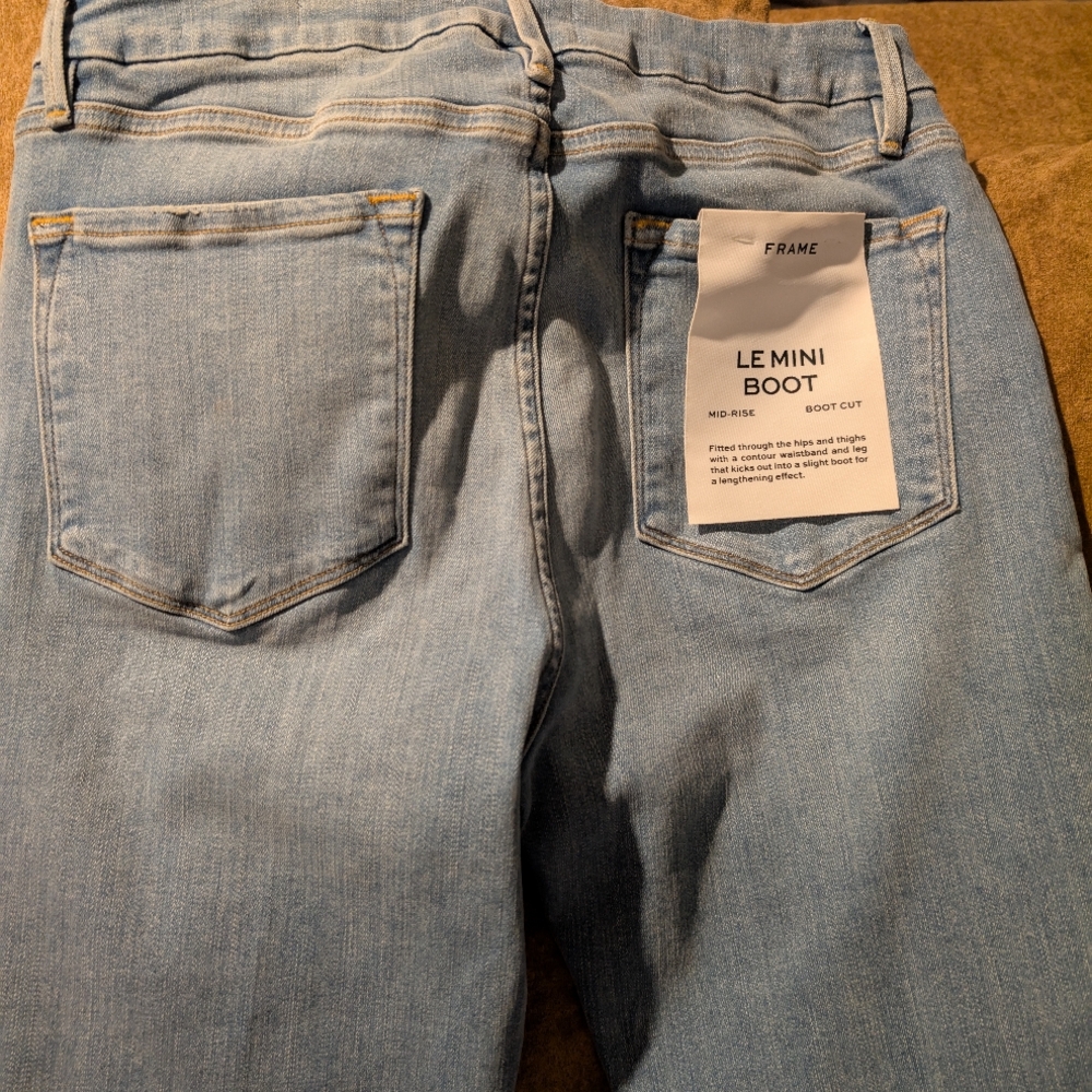 FRAME DENIM MINI BOOT JEANS IN ZUNI WASH.NWT! - Picture 12 of 17